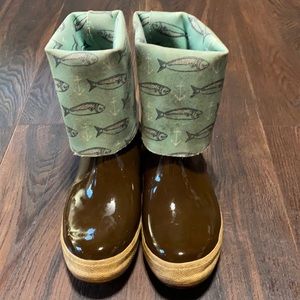 Xtratuf salmon sister boots